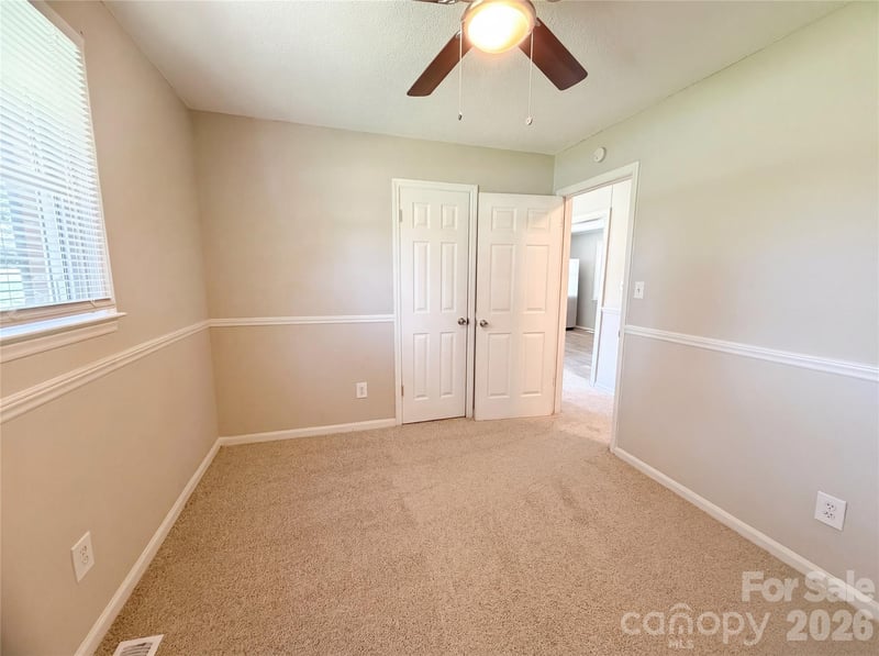 4402 Ginger Dr, Gastonia, NC 28056