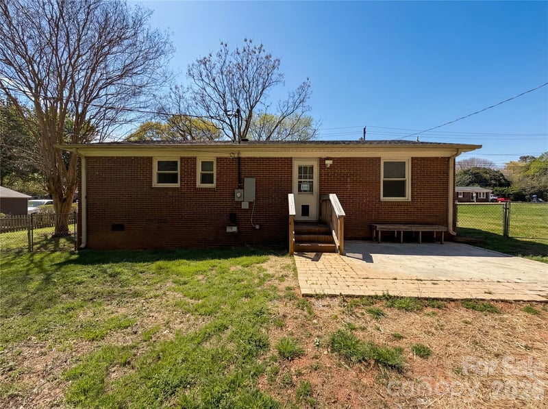 4402 Ginger Dr, Gastonia, NC 28056