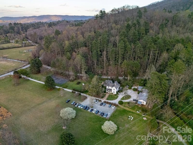 151 Everett Rd, Pisgah Forest, NC 28768