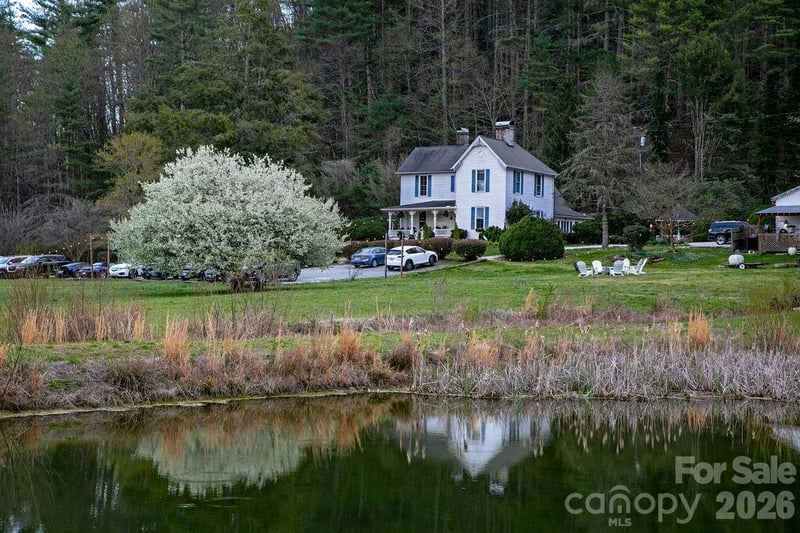 151 Everett Rd, Pisgah Forest, NC 28768