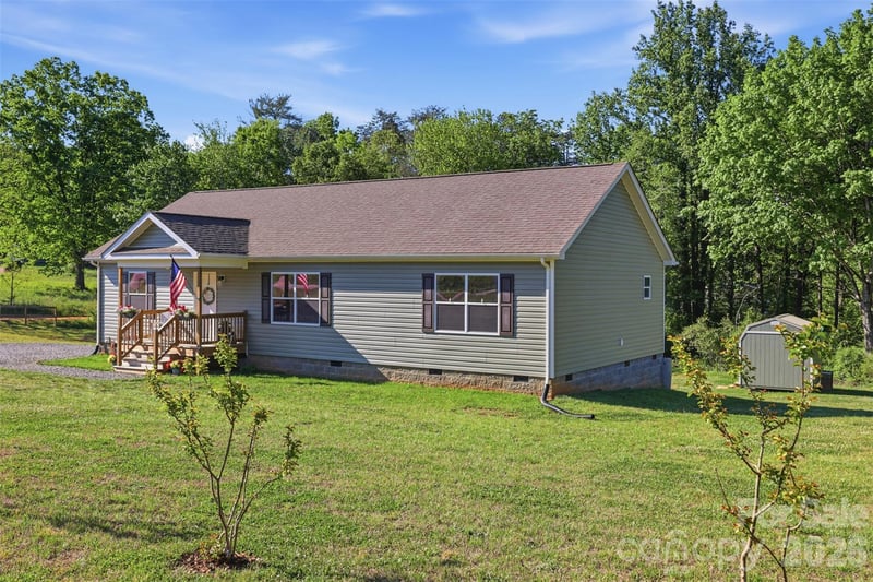 6591 George Hildebran School Rd, Hickory, NC 28602