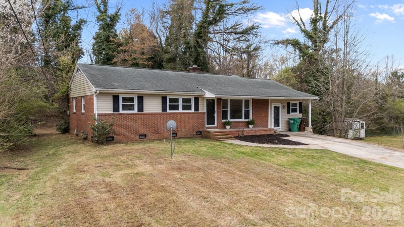 1108 Dartmouth Ave, High Point, NC 27260