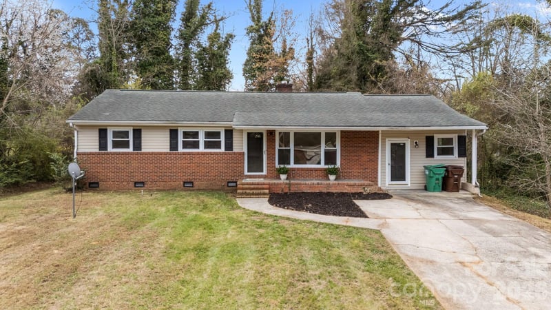 1108 Dartmouth Ave, High Point, NC 27260
