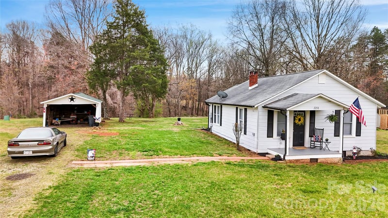 2251 Bristol Rd, Statesville, NC 28677