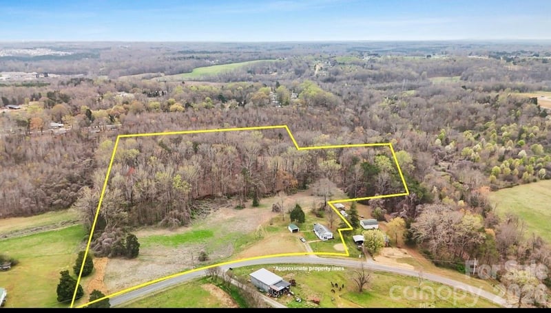 2251 Bristol Rd, Statesville, NC 28677