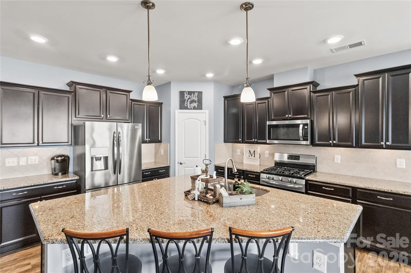 2003 Harvest Time Ln, Waxhaw, NC 28173
