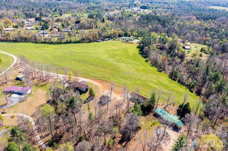 3855 Angelic Way, Lenoir, NC 28645