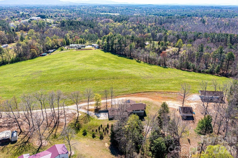 3855 Angelic Way, Lenoir, NC 28645