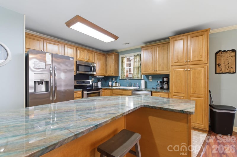 547 Lake Shore Dr, Norwood, NC 28128