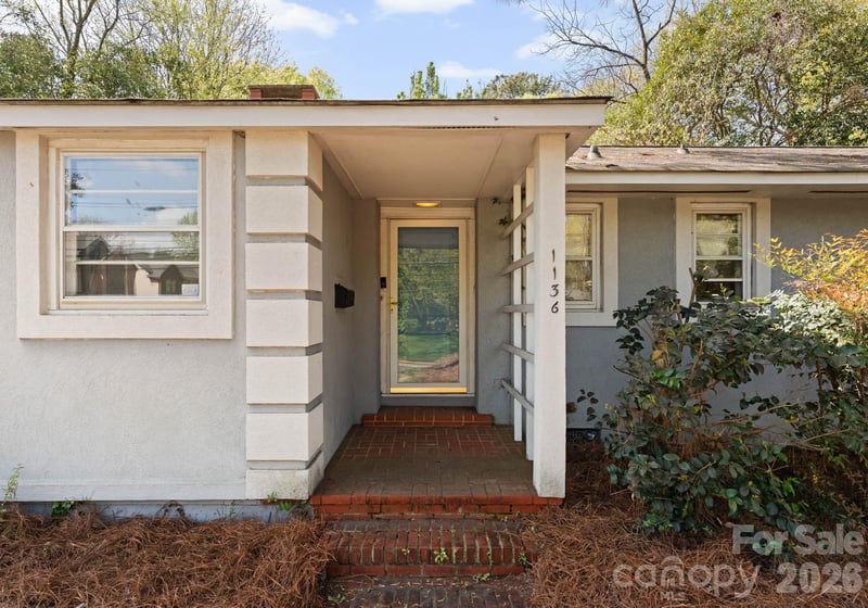 1136 Woodlawn Rd, Charlotte, NC 28209