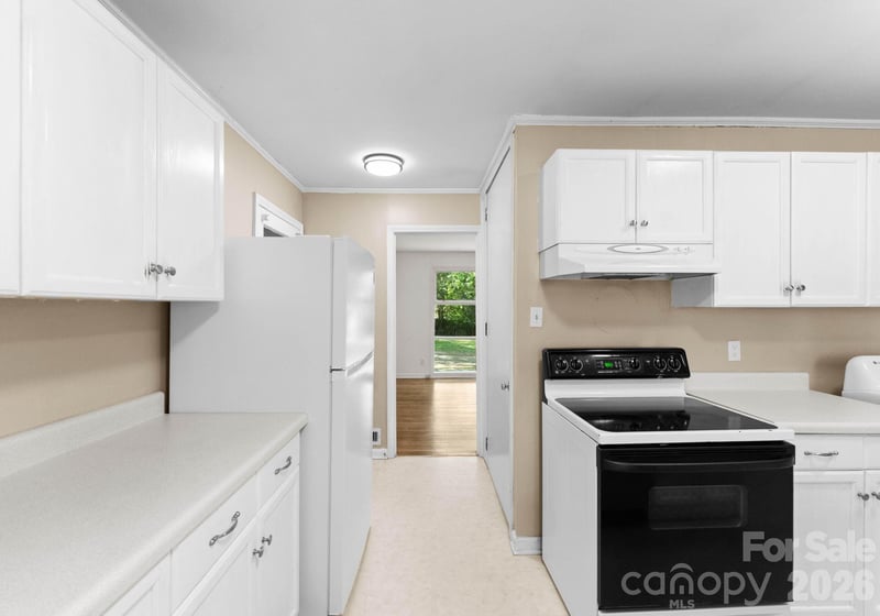 1136 Woodlawn Rd, Charlotte, NC 28209