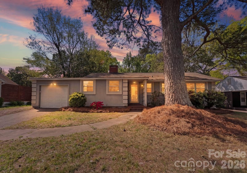 1136 Woodlawn Rd, Charlotte, NC 28209