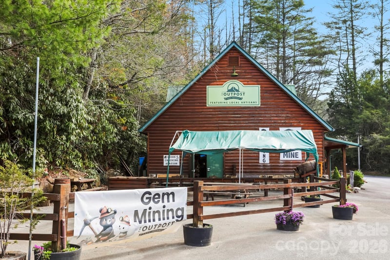 10932 Rosman Hw, Lake Toxaway, NC 28747