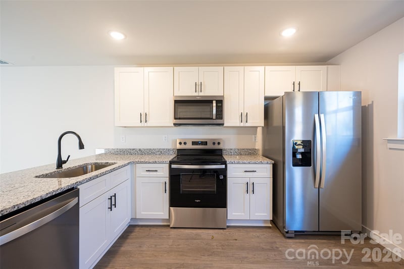 424-426 2nd St, Hickory, NC 28602