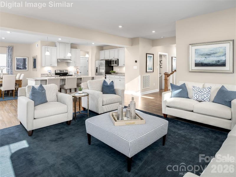 2051 Fernway Dr, Charlotte, NC 28216