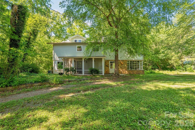 112 Candler School Rd, Candler, NC 28715
