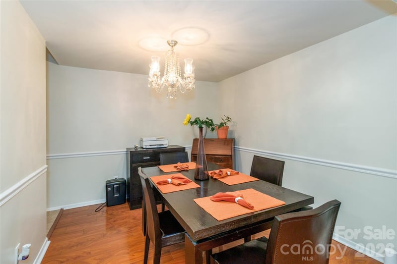 8300 Knights Bridge Rd, Charlotte, NC 28210