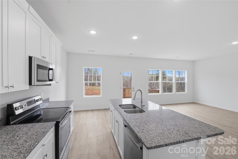 1325 Western Hills Ln, Vale, NC 28168