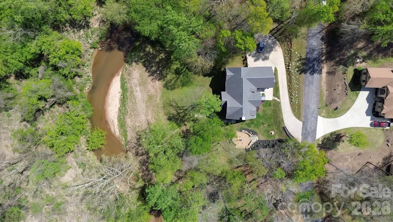 34 Rambling Creek Dr, Tryon, NC 28782