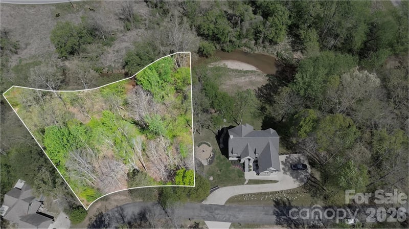 34 Rambling Creek Dr, Tryon, NC 28782