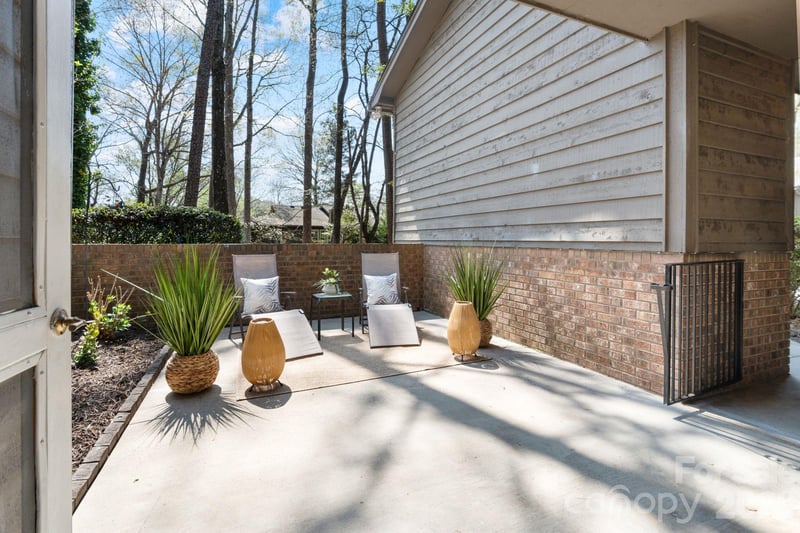 3505 Colony Crossing Dr, Charlotte, NC 28210