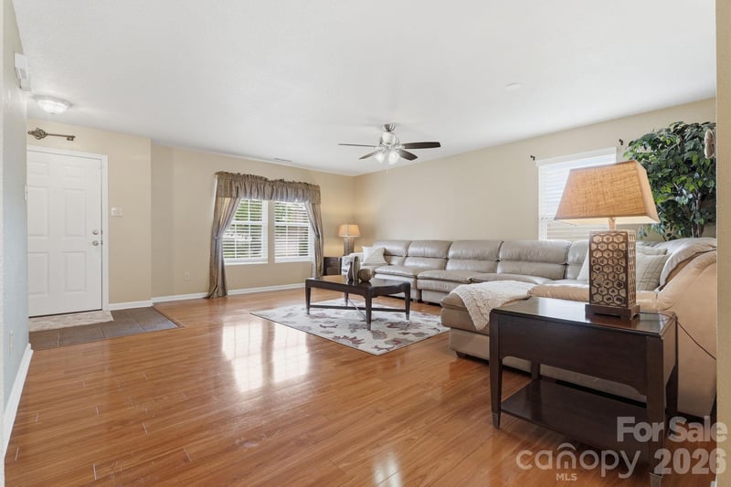 3906 Shasta Cir, Clover, SC 29710