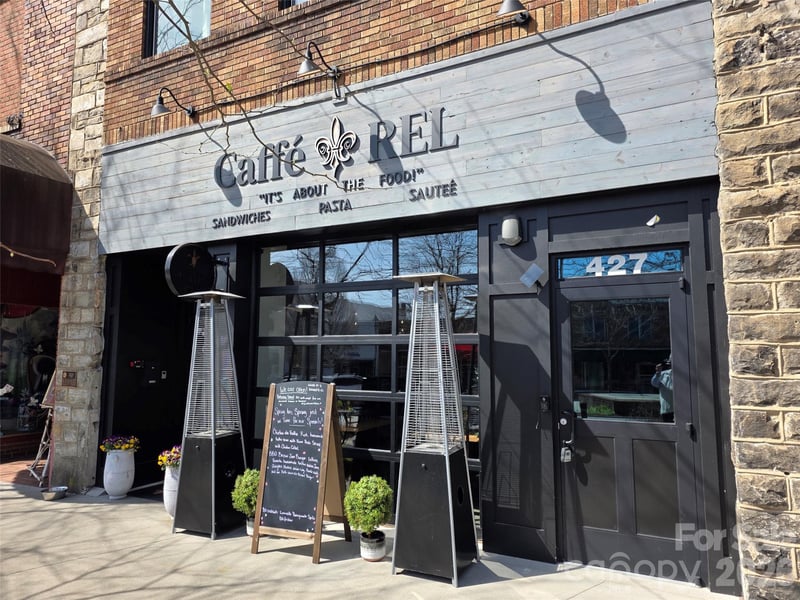 425 Main St, Hendersonville, NC 28792