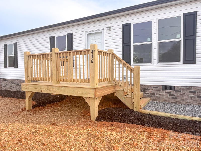 4277 Chinquapin Cir, Lenoir, NC 28645