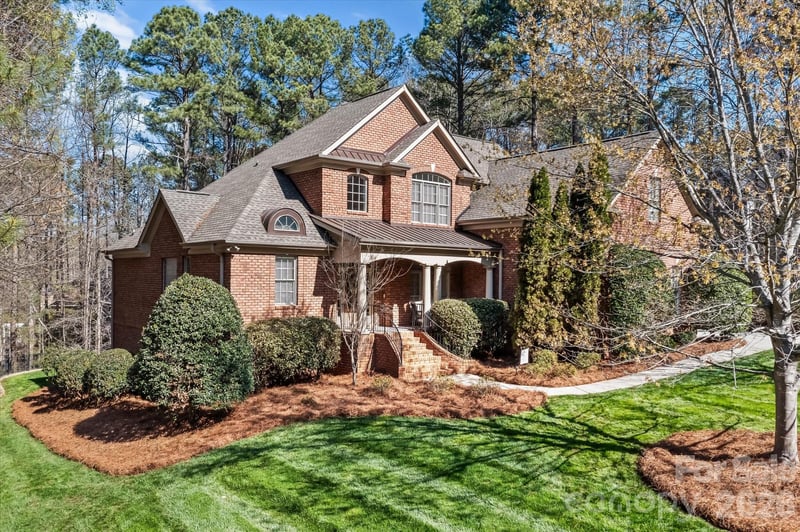 188 Freshwater Ln, Mooresville, NC 28117
