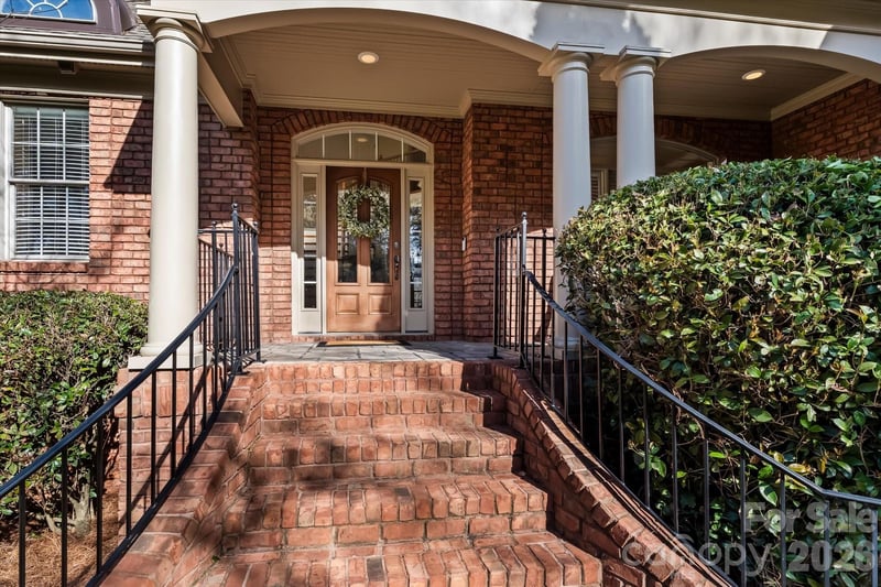 188 Freshwater Ln, Mooresville, NC 28117
