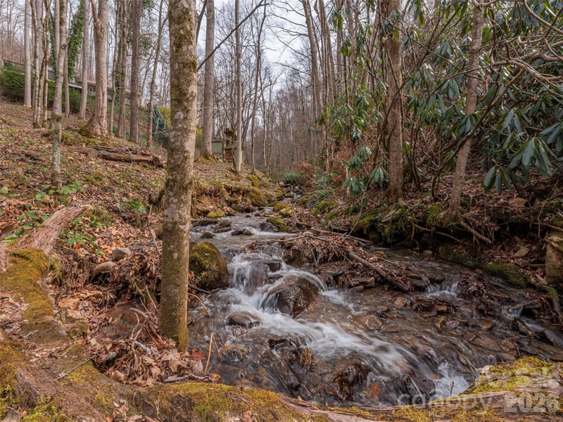 897 Dark Ridge Rd, Sylva, NC 28779