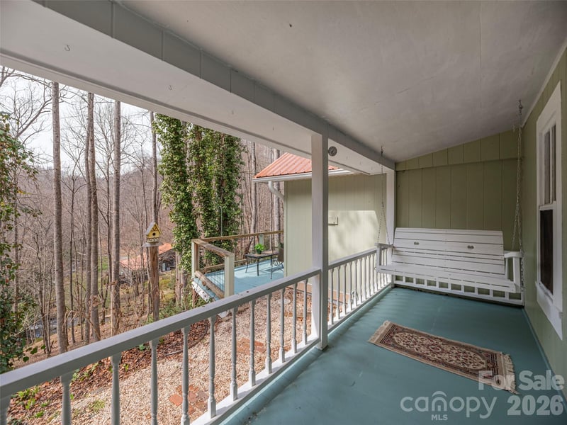 897 Dark Ridge Rd, Sylva, NC 28779