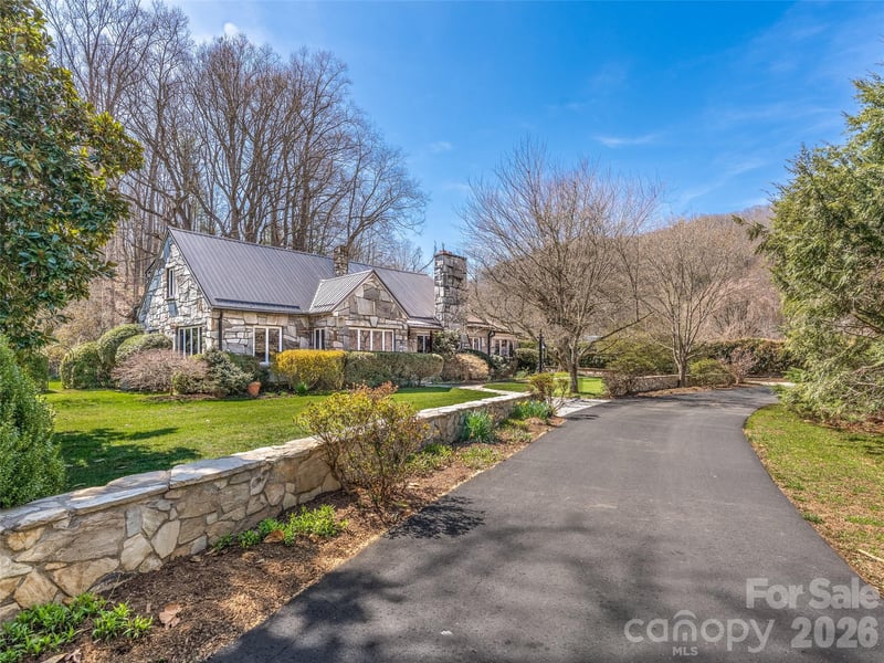 4125 State Highway 197 Hw, Burnsville, NC 28714