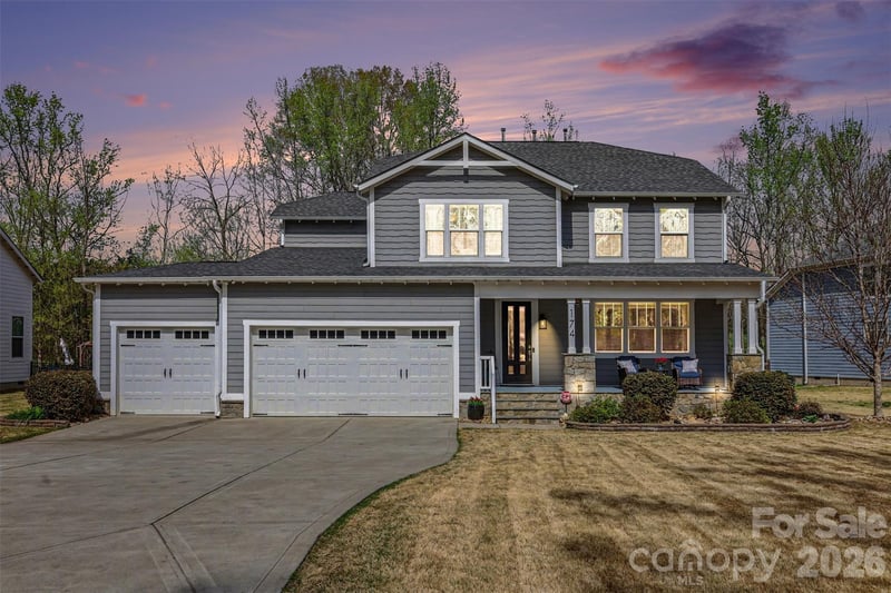 174 Country Lake Dr, Mooresville, NC 28115