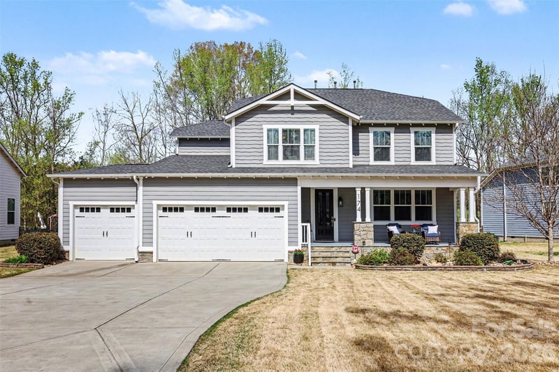 174 Country Lake Dr, Mooresville, NC 28115