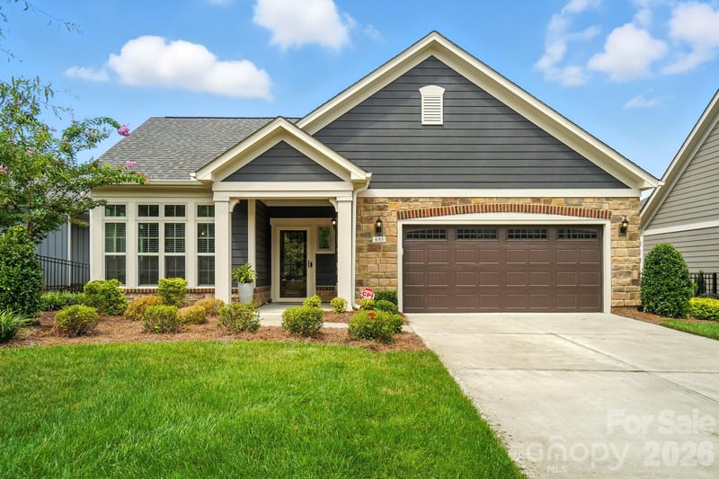 695 Poplar View Dr, Concord, NC 28027