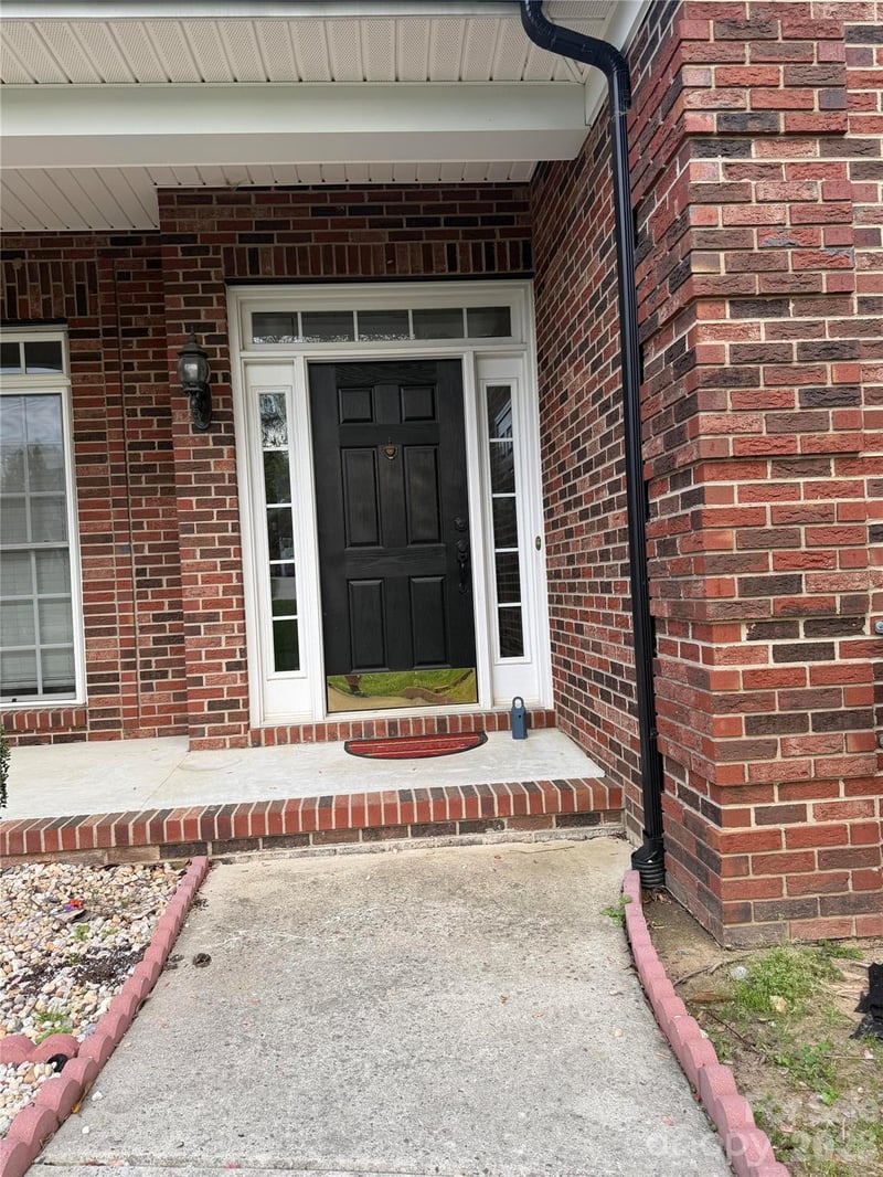 7901 Tottenham Dr, Harrisburg, NC 28075