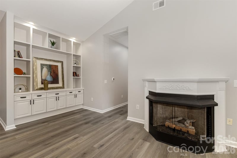 6204 Half Dome Dr, Charlotte, NC 28269