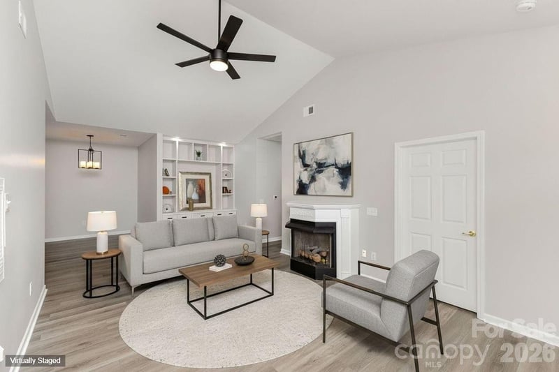 6204 Half Dome Dr, Charlotte, NC 28269