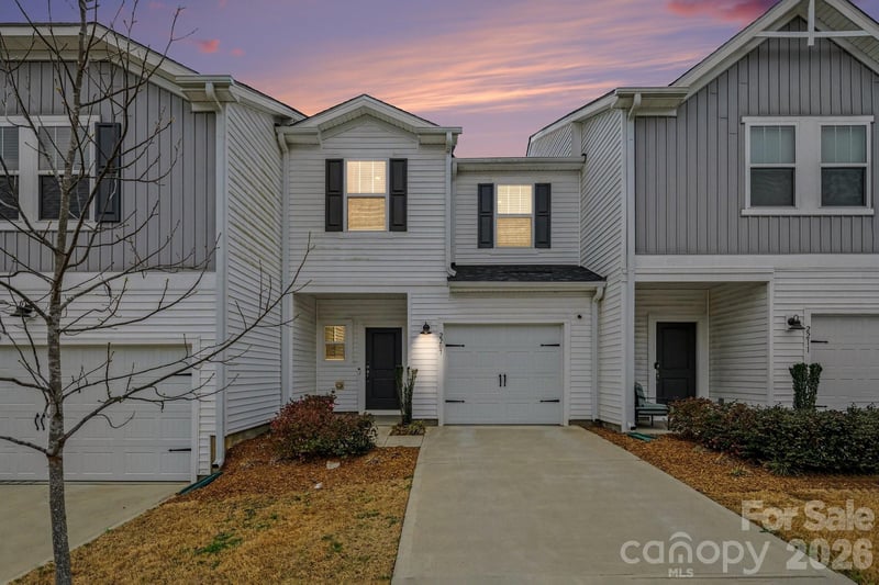 2207 Belterra Dr, Charlotte, NC 28216