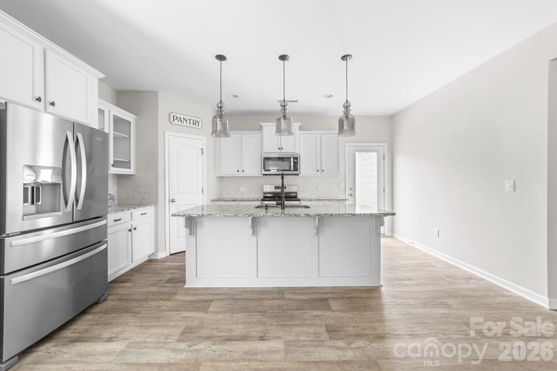 5145 Thomasville Dr, Belmont, NC 28012