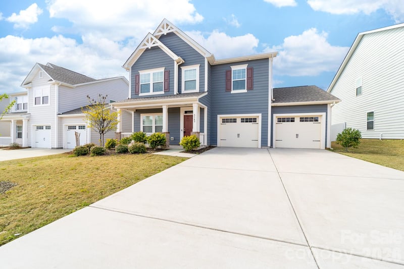 5145 Thomasville Dr, Belmont, NC 28012