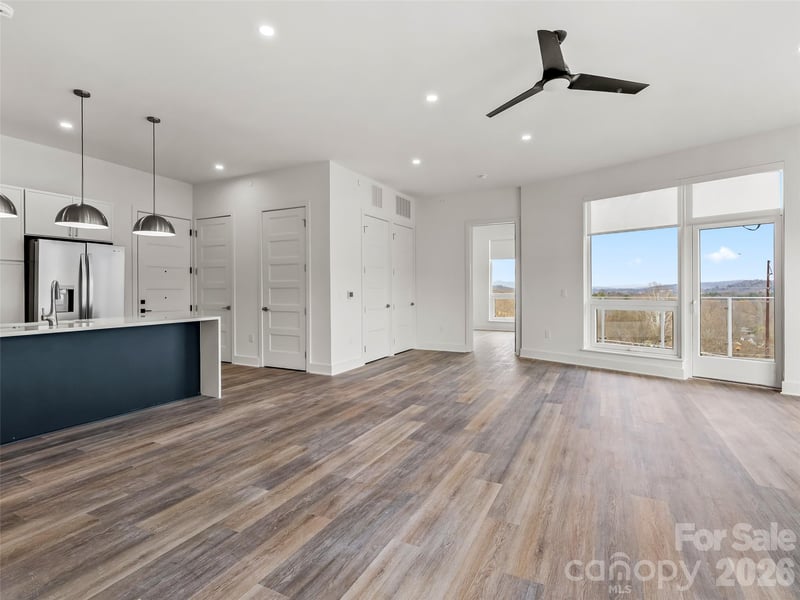 123 Haywood St #305, Asheville, NC 28801