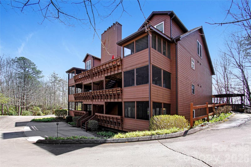157 Toxaway Views Dr #801, Lake Toxaway, NC 28747
