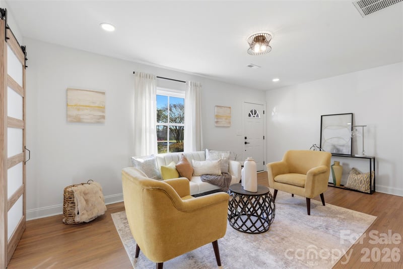 2414 Belfast Dr, Charlotte, NC 28208