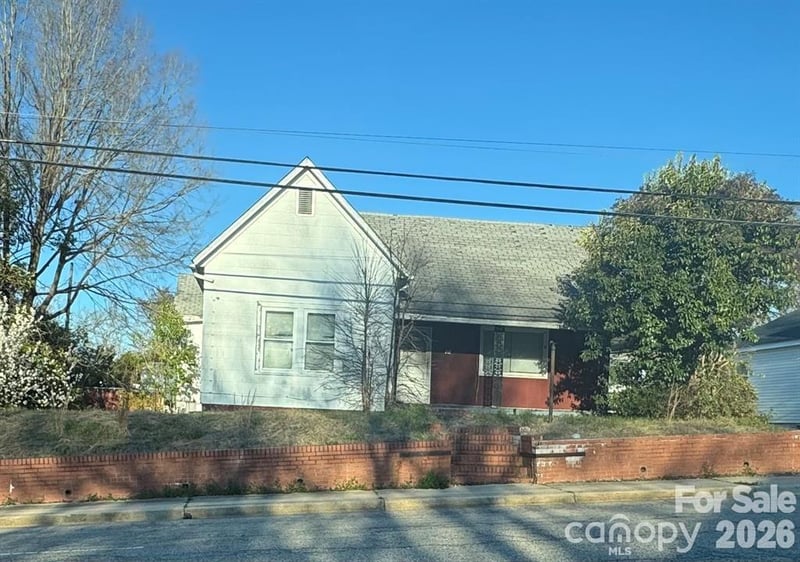 107 Market St, Lancaster, SC 29720