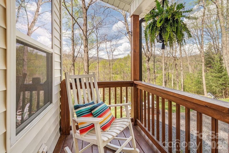 343 Garren Creek Rd, Fairview, NC 28730