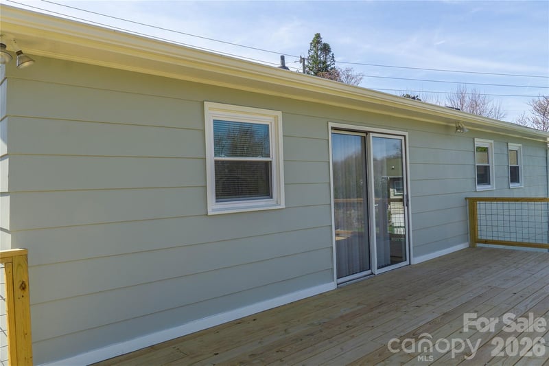 183 Mount Carmel Rd, Asheville, NC 28806