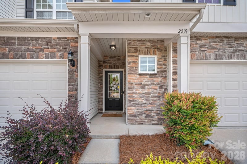 2219 Whitford Ln, Charlotte, NC 28210