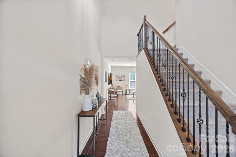 2219 Whitford Ln, Charlotte, NC 28210